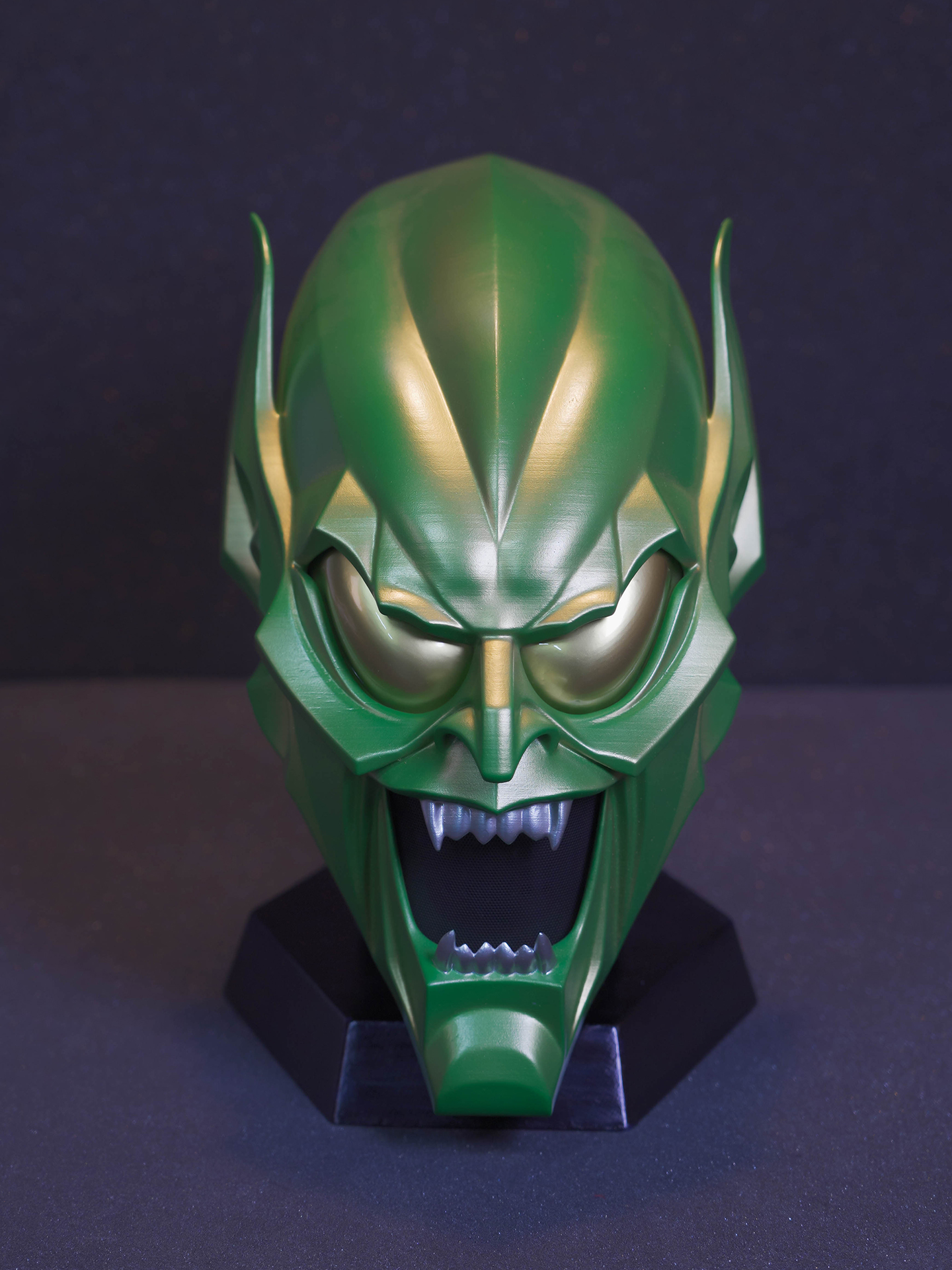 Green Goblin mask